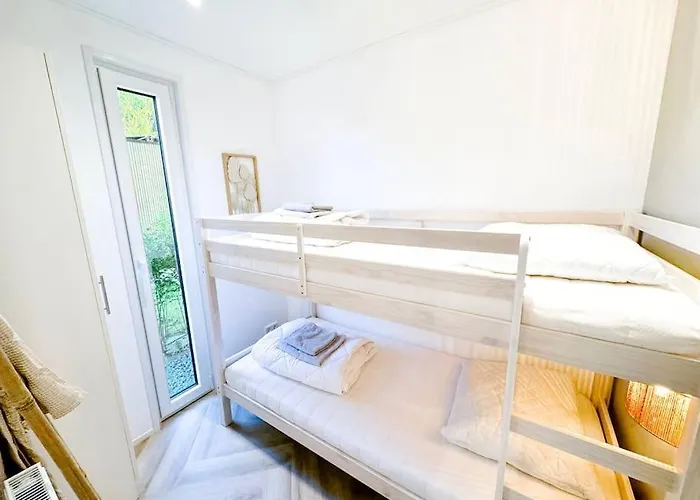 Dom wakacyjny Ukiyo I Ontspannen In Modern Met Tuin Op De Veluwe *