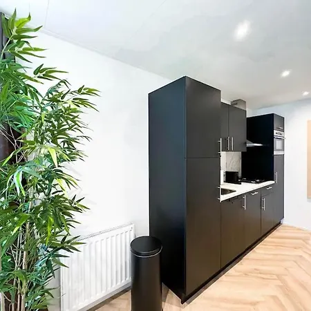 Ukiyo I Ontspannen In Modern Met Tuin Op De Veluwe 펜션 에르멜로